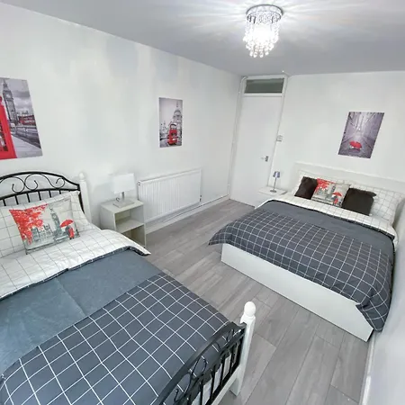 2 Bedroom Flat, Dalston Junction, London Exterior photo