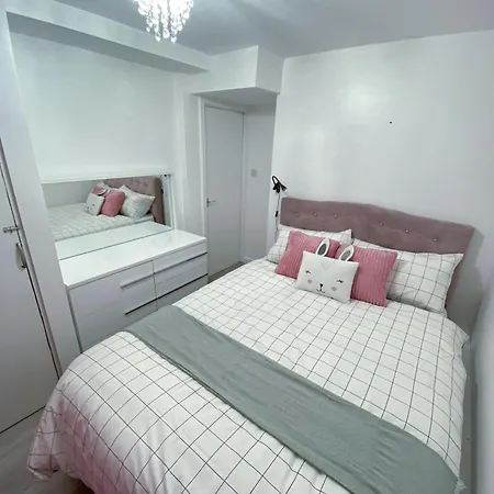 2 Bedroom Flat, Dalston Junction, London Exterior photo